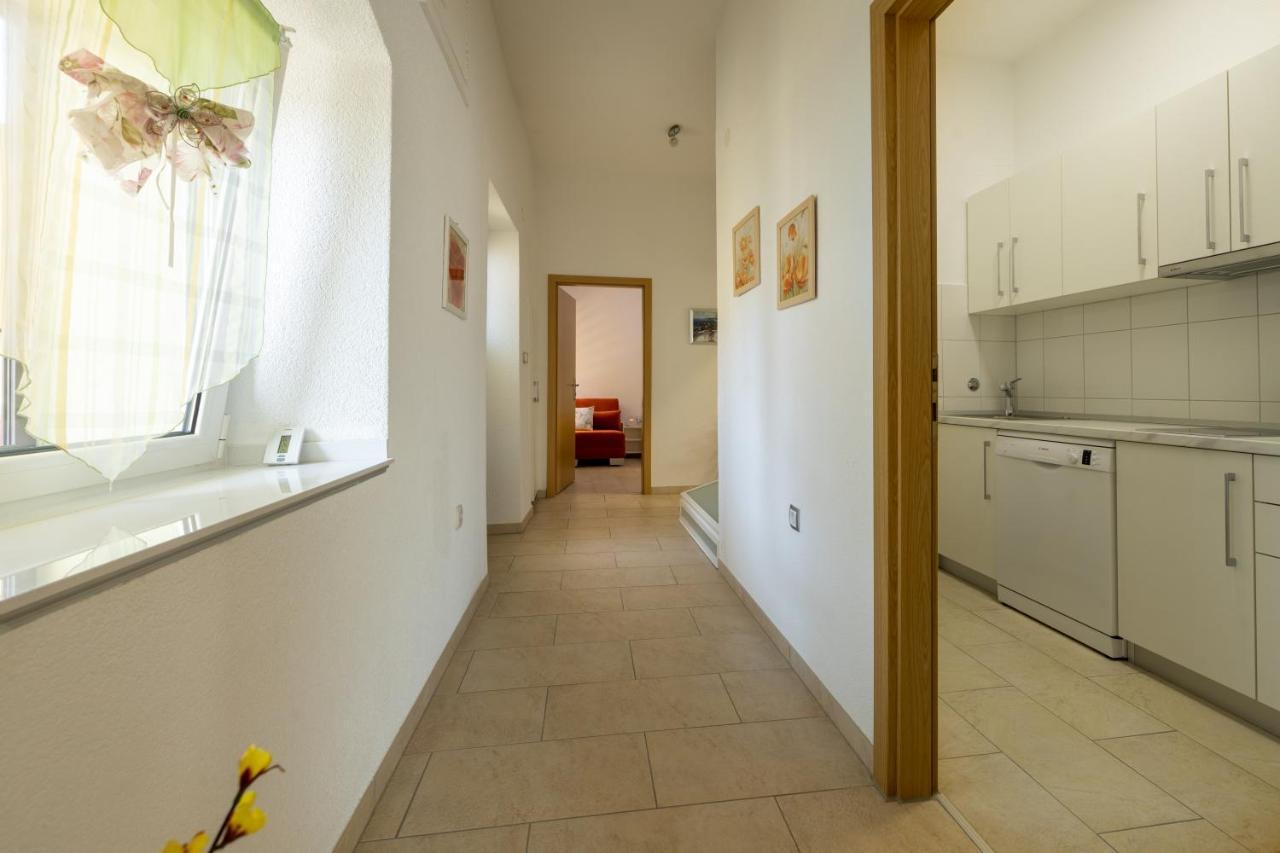 Apartmani Soldan Макарска Экстерьер фото